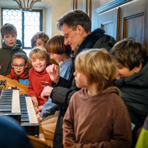 Chorausbildung für alle Altersstufen – Freude am Singen in Freiburg Kinder und Erwachsene singen gemeinsam in der Chorakademie Freiburg